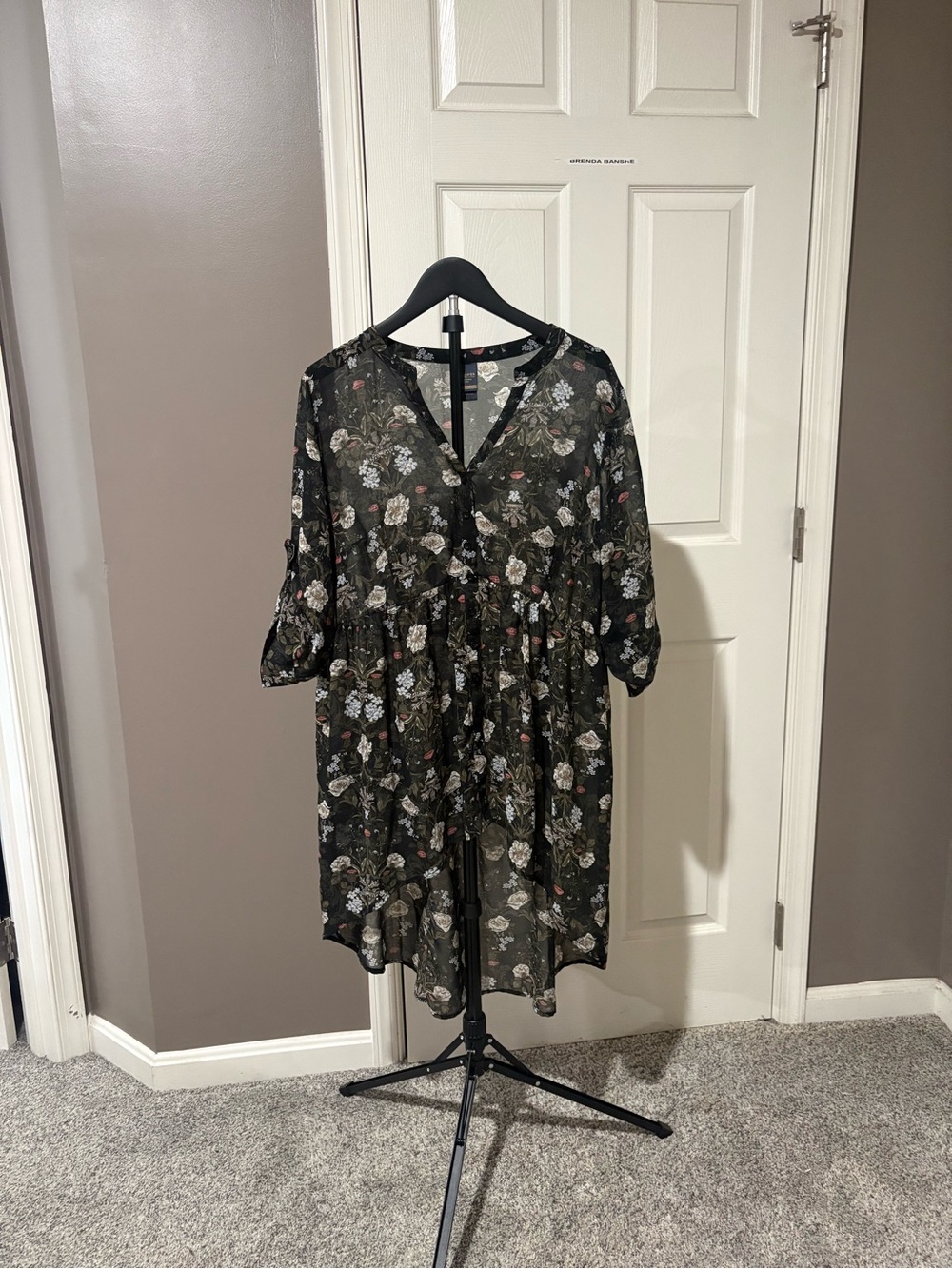 Torrid x Outlander Lexie Floral Chiffon Hi-Lo Babydoll Tunic Size 1